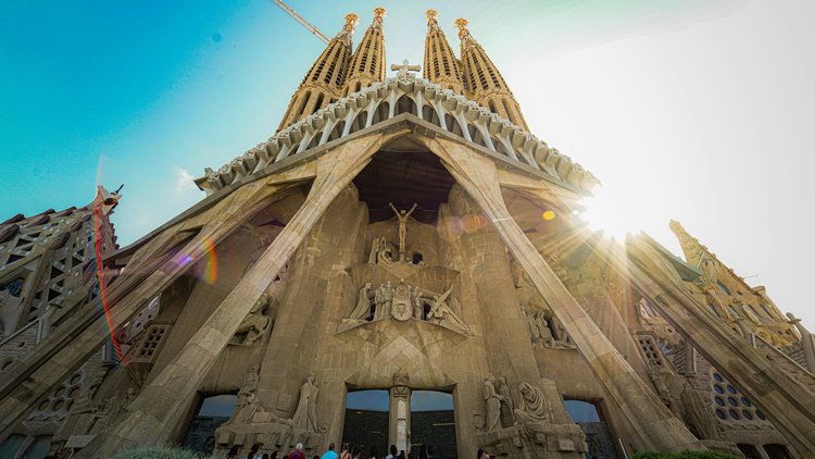 Sagrada Familia + Park Güell: Skip the Line Tickets