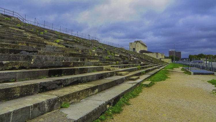 Excursion to the Zeppelin Field
