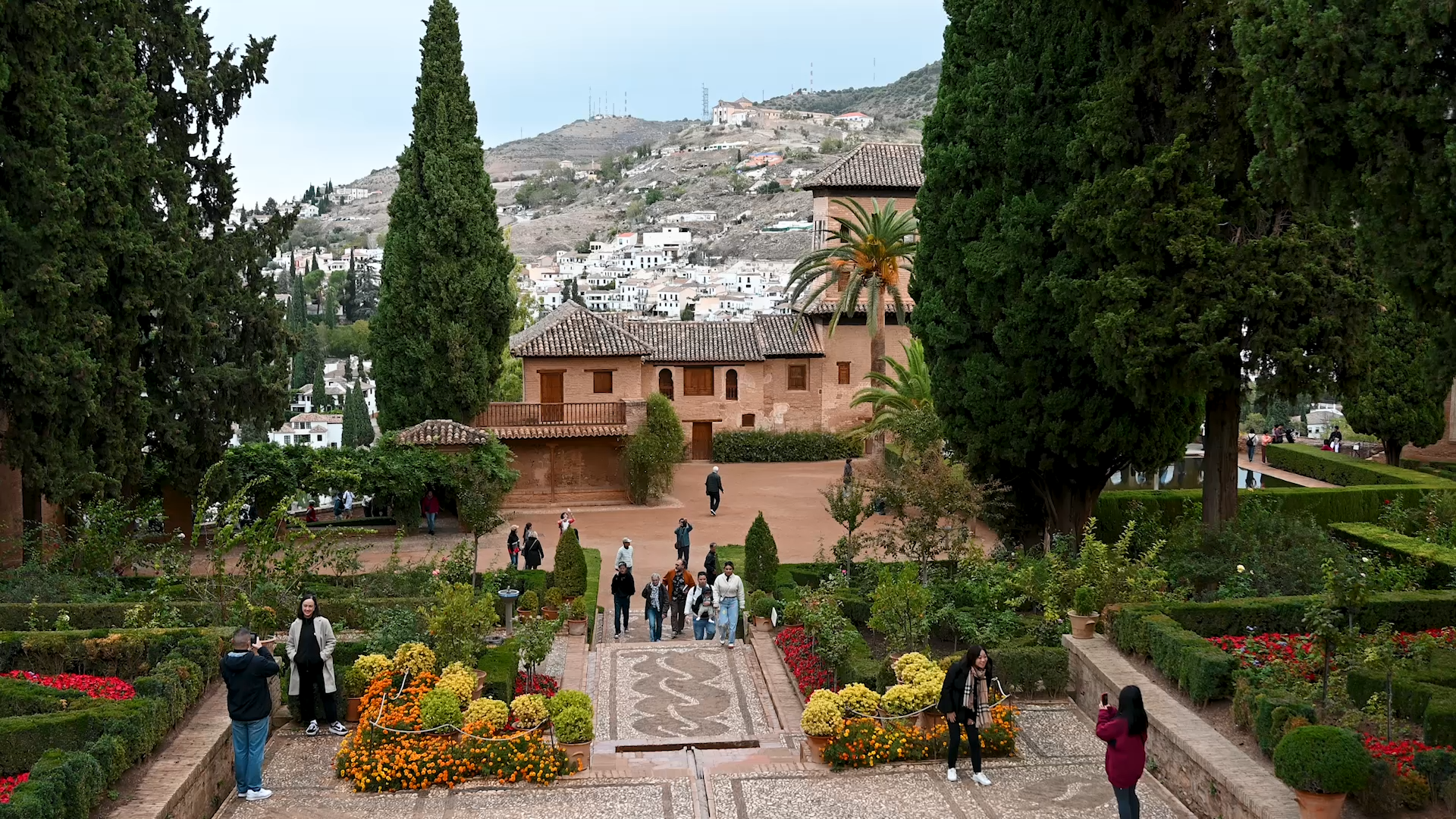 Alhambra: Visit with Physical Audioguide