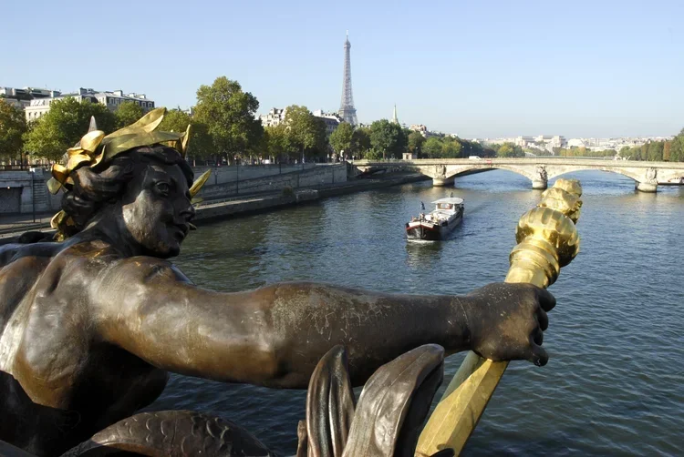 Louvre Museum Entry: Direct Access to the Mona Lisa