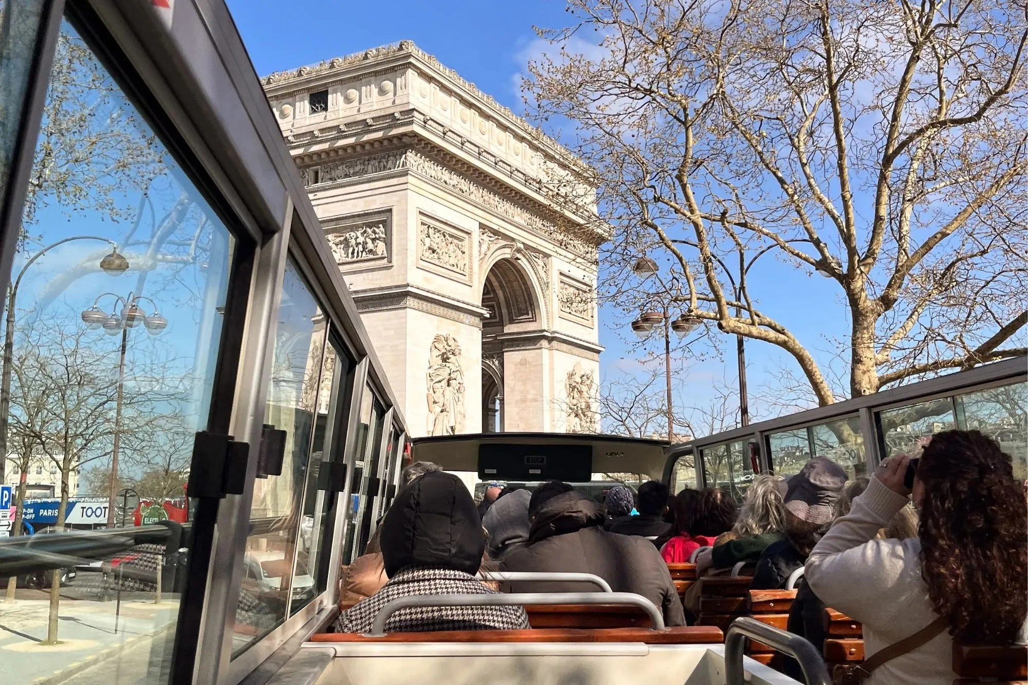 City Tour de París en Autobús Panorámico con Audioguía