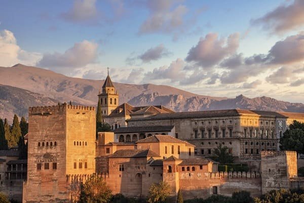 Alhambra: Guided Tour