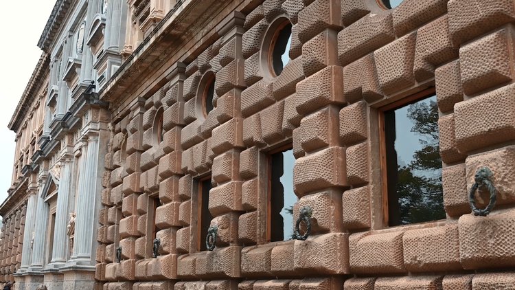Alhambra: Visita con Audioguía Física