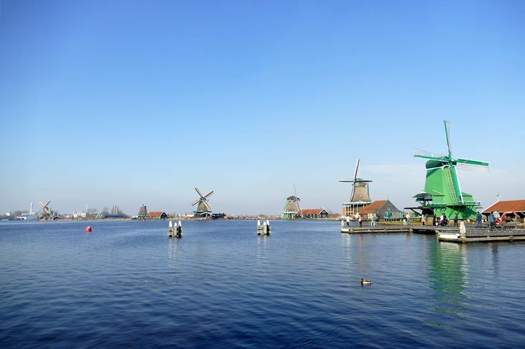 Excursion to Volendam, Marken, Edam and Zaanse Schans Windmills