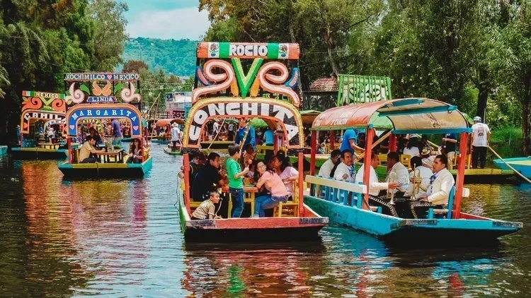 Tour por Xochimilco, Coyoacán y Museo Frida Kahlo