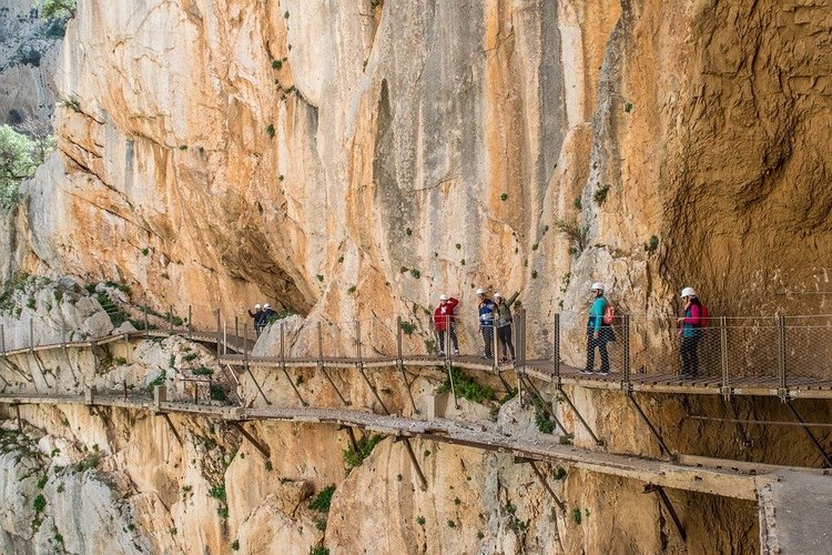 Complete Caminito del Rey: Ticket with Guided Tour and Shuttle Bus