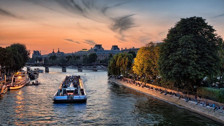 Boat Tour on the Seine