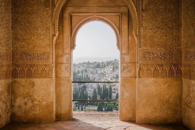 Alhambra Private Visit: Full Ticket with Guide