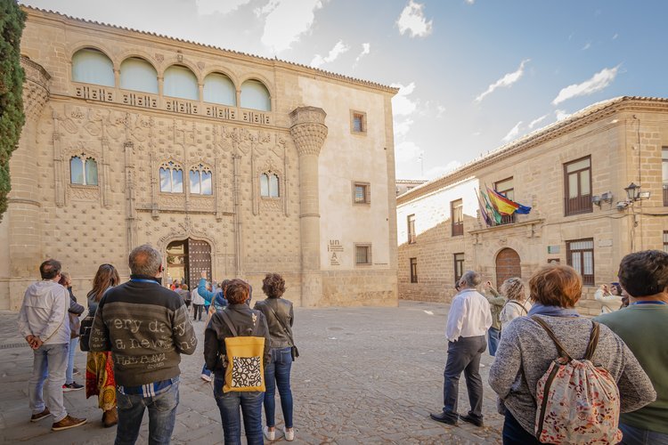 Guided Tour of Baeza with Tickets