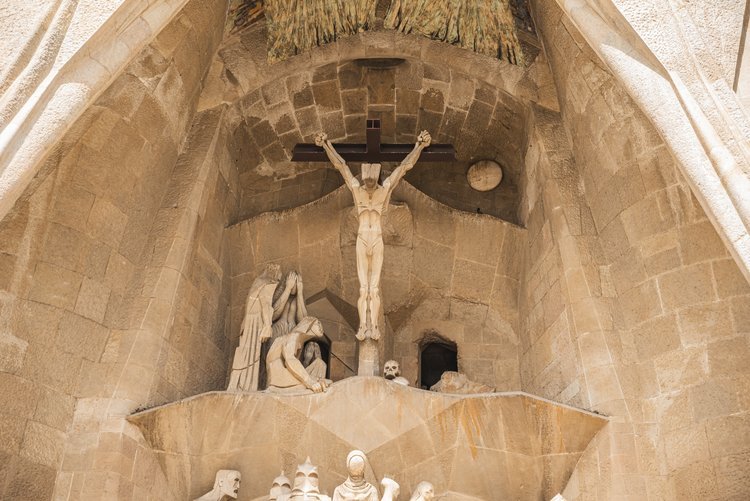 Entrada a la Sagrada Familia + Park Güell con Audioguía