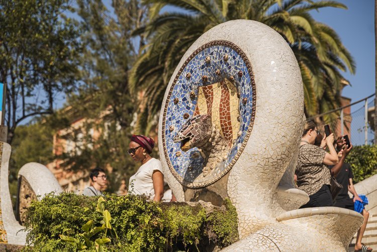 Entrada a la Sagrada Familia + Park Güell con Audioguía