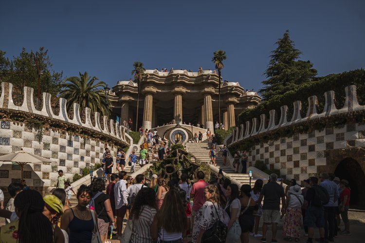 Entrada a la Sagrada Familia + Park Güell con Audioguía