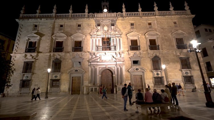 Free Tour de la Granada Oscura: Misterios y Leyendas