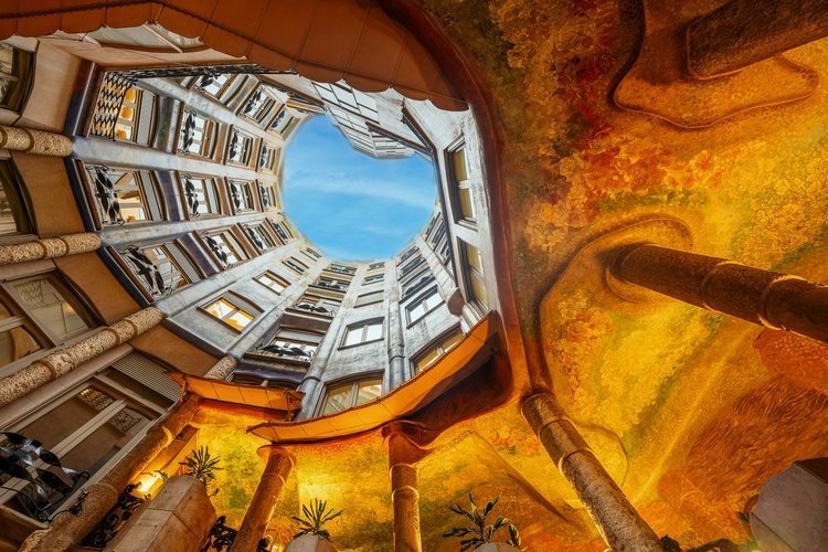 Guided Tour  La Pedrera - Casa Milà Sunrise: Early Morning Access