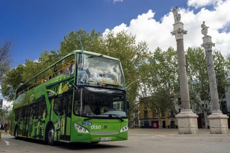Autobus turistico Hop-On Hop-Off di Siviglia