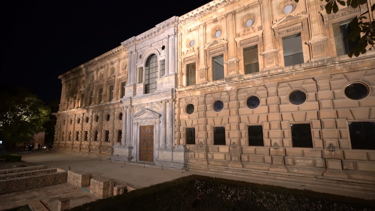 Alhambra Nocturne : Palais de Charles V et Généralife avec Audioguide