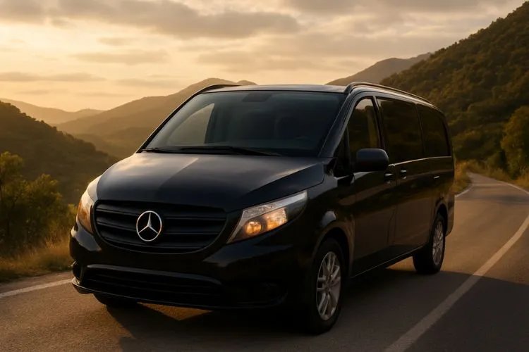 Day Trip to the Alhambra and Granada from Seville