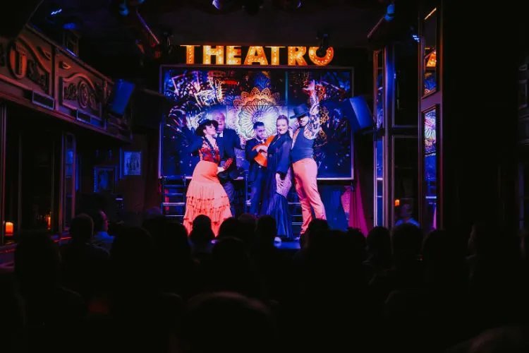 Teatro Flamenco en Málaga: "Esencia"