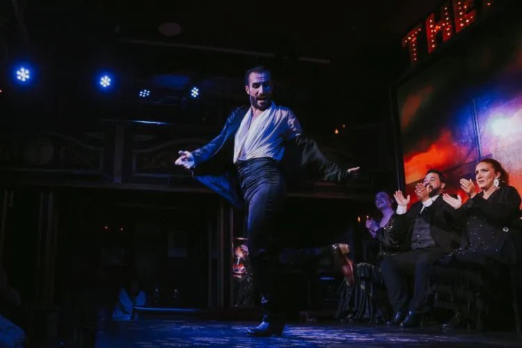 Teatro Flamenco en Málaga: "Esencia"