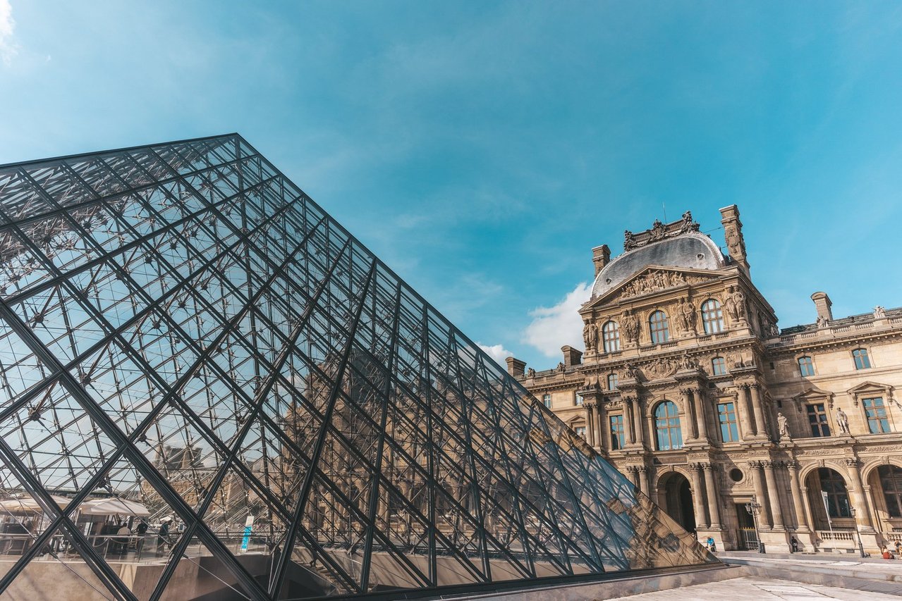 Entradas a Museo del Louvre y Palacio de Versalles con audioguía