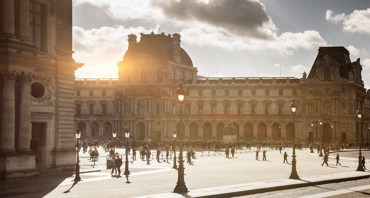 Entradas a Museo del Louvre y Palacio de Versalles con audioguía