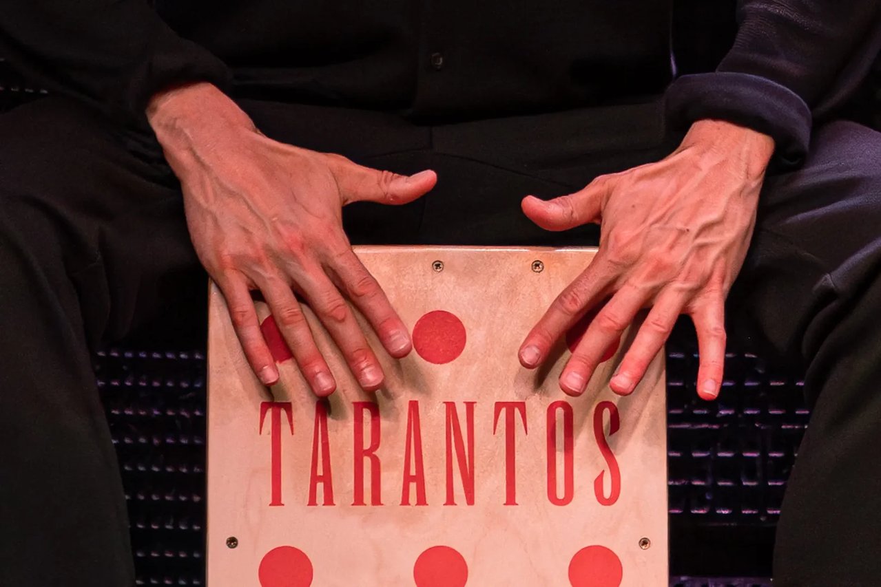 Show en tablao flamenco Los Tarantos en el centro de Barcelona