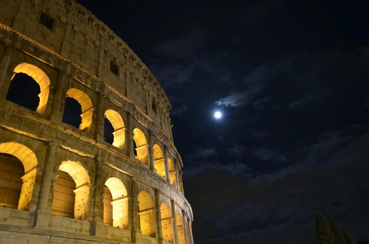 Coliseo + Arena, Foro Romano y Colina Palatina: Entrada sin colas