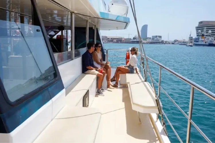 Promenade en Catamaran à Barcelone