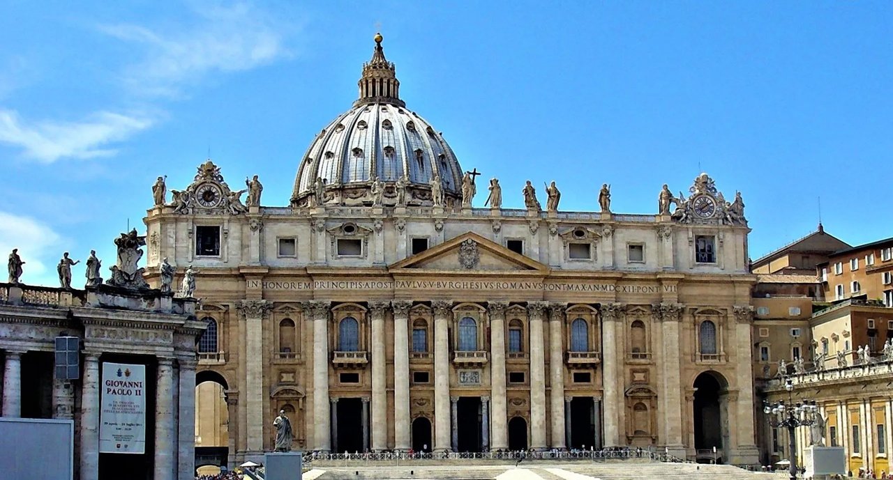 Vatican Museums and St. Peter's Basilica Small Group Tour