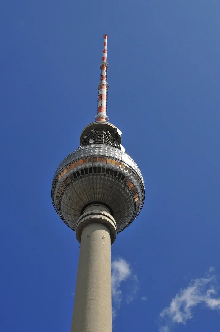 Entrada a la Torre de Televisión de Berlín + Restaurante Giratorio