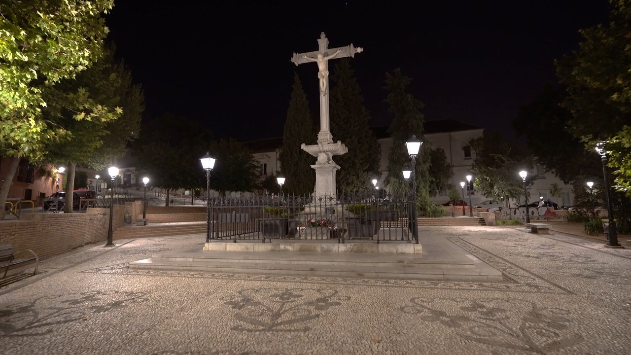 Free Night  Walking Tour of Albaicín