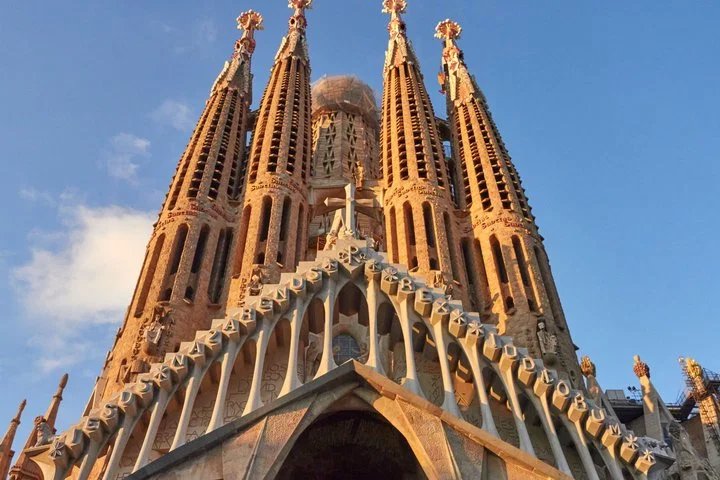 Sagrada Familia Surroundings