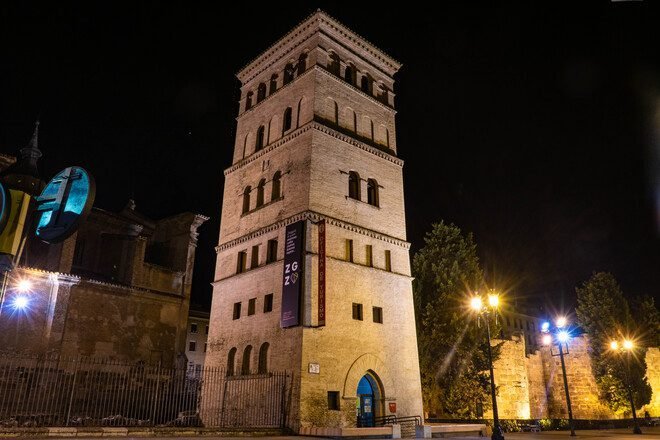 Free Tour Zaragoza Hidden: Myths and Legends